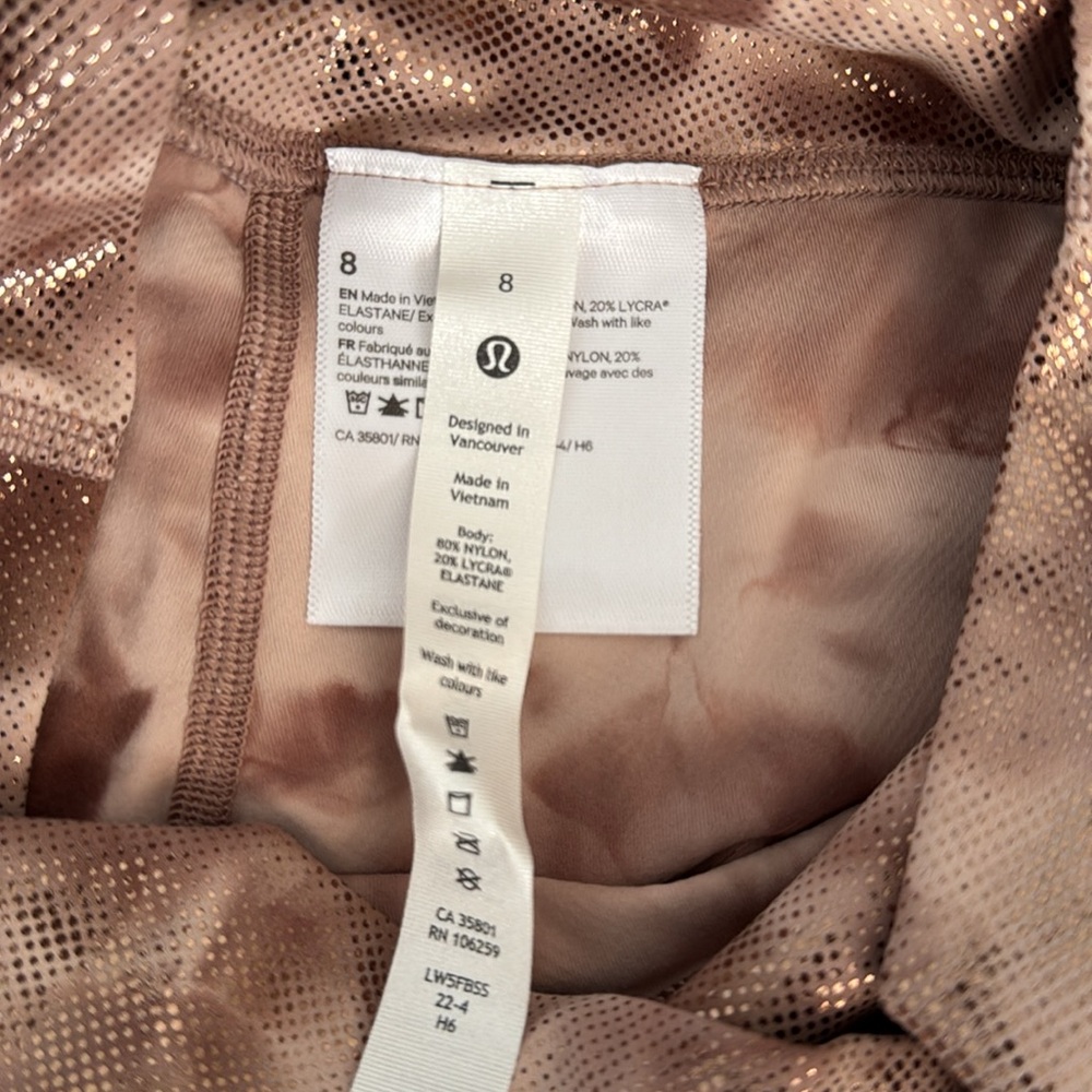 Lululemon - Ltd. Ed. High Rise Shine Size 8-Bought, tried on never worn. New WOT - Picture 3 of 4